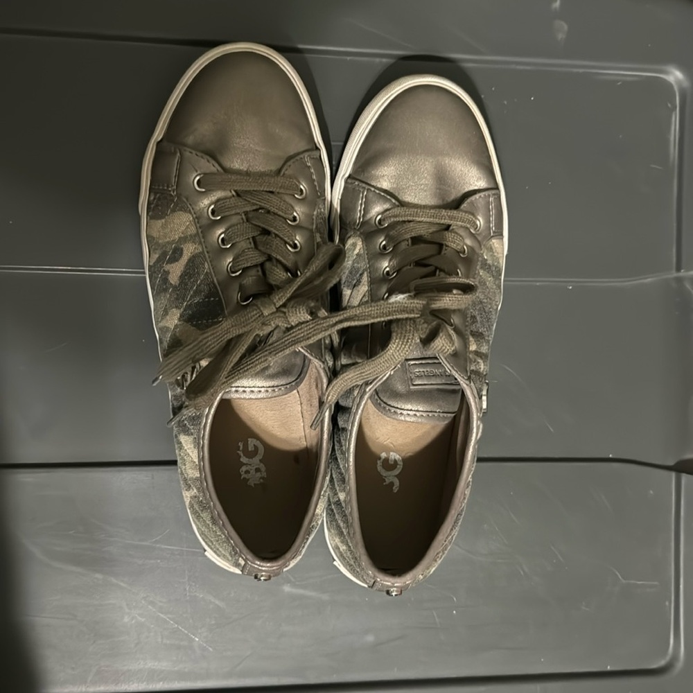 GBC Camo Sneaker Womens 10